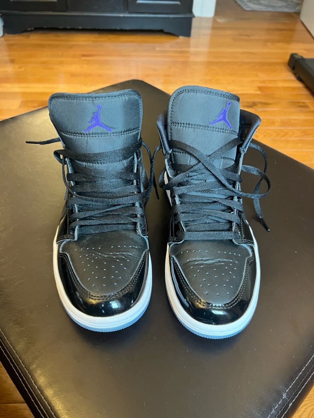 Nike Air Jordan 1 Mid SE Size 8